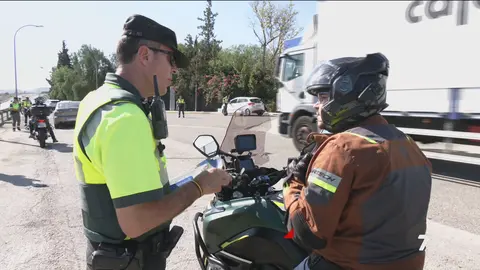 Foto de archivo de una campa&ntilde;a de la DGT(foto: La 7)
