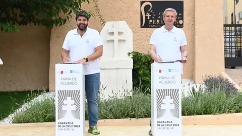 Fernando L&oacute;pez Miras y Alfonso Rueda en Caravaca de la Cruz