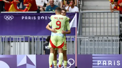 Abel Ruiz, de ra&iacute;ces cehegineras, celebra el tercer gol de Espa&ntilde;a con firma propia (foto: Agencias)