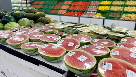 Sand&iacute;a partida en la secci&oacute;n de Fruta y Verdura de Mercadona (foto: Mercadona)