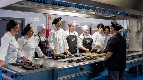 El Ayuntamiento de Murcia organiza un taller gastron&oacute;mico para ense&ntilde;ar a cocinar recetas t&iacute;picas murcianas