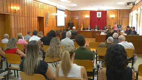 Juicio de 13 empresarios de la Regi&oacute;n acusados de implicaci&oacute;n en una red de explotaci&oacute;n sexual de menores (foto: La 7)