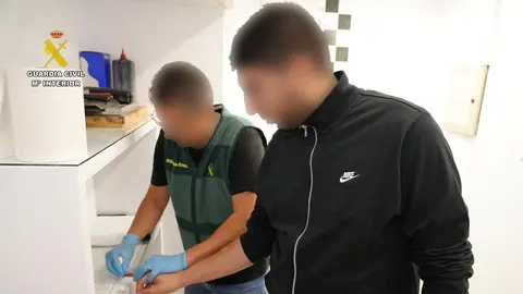 Karim E.B facilita sus huellas tras ser detenido por los hechos ocurridos en febrero en Barbate (foto: GC)
