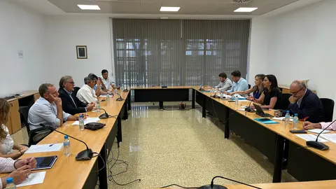 Sara Rubira se re&uacute;ne con ASAJA (foto: CARM)