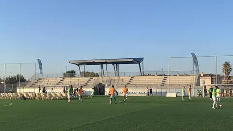 Campo de f&uacute;tbol de Santiago de la Ribera