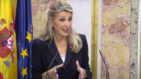 Yolanda D&iacute;az, l&iacute;der de Sumar y ministra de Trabajo (foto: La 7)