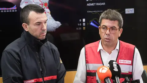 Carlos Maz&oacute;n en rueda de prensa (foto: EP)