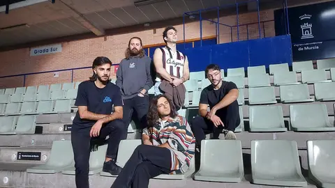 Arde Bogot&aacute;, en los asientos del Palacio de los Deportes de Murcia