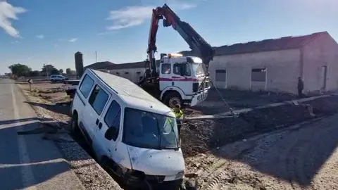 Accidente de tr&aacute;fico en La Hoya (foto: La 7)
