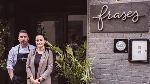Marco Antonio Iniesta, en cocina, y Mar&iacute;a Egea, en bodega, dan forma a este proyecto gastron&oacute;mico en la capital murciana.