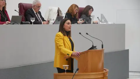 Sara Rubira en la Asamblea Regional