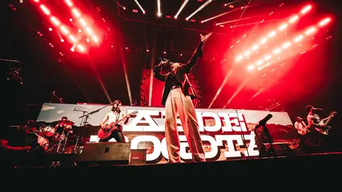 Arde Bogot&aacute; en concierto