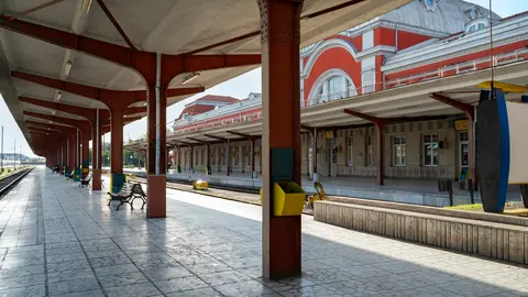  Viajar por Espa&ntilde;a: &iquest;qu&eacute; ventajas tiene hacerlo en tren? 