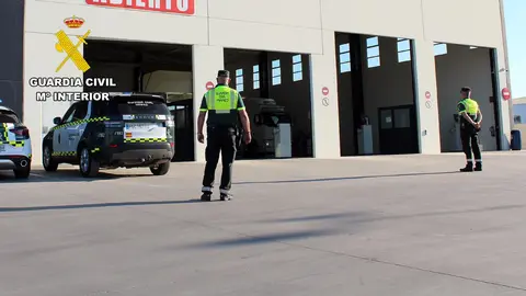 Destapado en Murcia un entramado delictivo que daba el visto bueno de la ITV a veh&iacute;culos con carencias t&eacute;cnicas (foto: GC)