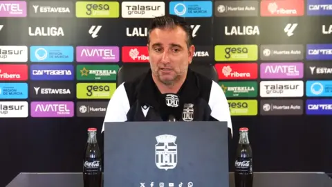 (8) RdP  Jandro  Previa al partido frente al Racing de Ferrol - YouTube (1)
