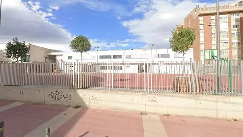 Colegio Reino de Murcia (foto: Google)