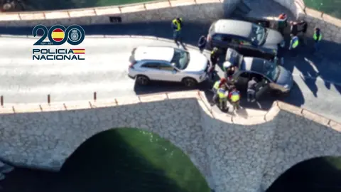 Imagen de la detenci&oacute;n del fugitivo en La Manga (foto: PN)