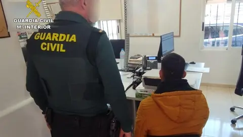 Detenido por la Guardia Civil por una presunta agresi&oacute;n sexual a una menor de edad en Cieza - GUARDIA CIVIL REGI&Oacute;N DE MURCIA