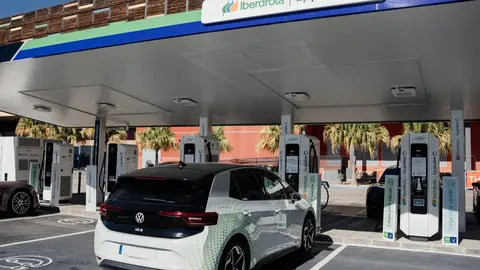 Puntos de recarga para veh&iacute;culos el&eacute;ctricos de Iberdrola