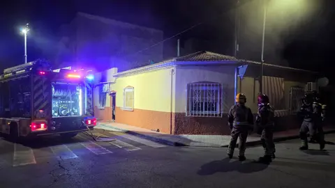 Incendio en Las Torres (foto: 1-1-2)