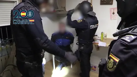 Momento de la detenci&oacute;n (foto: PN)