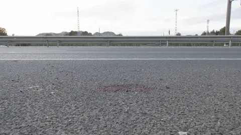 Una mujer cae de una autocaravana en marcha en Librilla