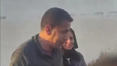 El hombre que intent&oacute; quemarse