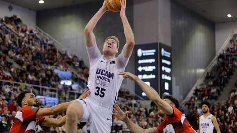 El jugador del UCAM Murcia Simon Birgander