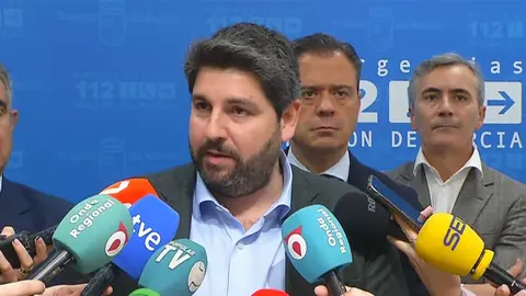 Fernando L&oacute;pez Miras tras la reuni&oacute;n de coordinaci&oacute;n del dispositivo por lluvias (foto: La 7)