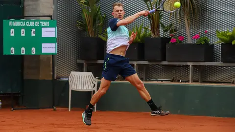 El tenista alem&aacute;n Michiel de Kron ha ca&iacute;do este lunes 17 de marzo ante el monegasco  Valentin Vacherot (foto: ATP Challenguer Costa C&aacute;lida Regi&oacute;n de Murcia)