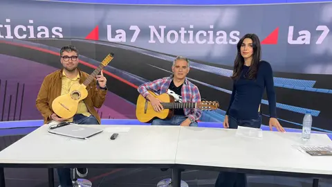 El grupo musical Verde Columbares en 'Las Noticias de la Noche' (foto: La 7)