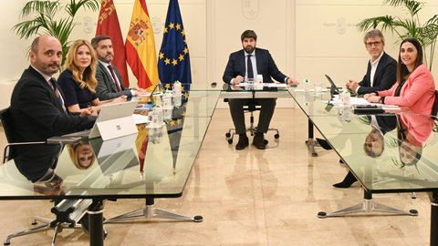 L&oacute;pez Miras se re&uacute;ne con el presidente de Croem para analizar los aranceles de EEUU