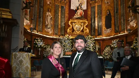 El presidente de la Comunidad, Fernando L&oacute;pez Miras, asiste junto a Noelia Arroyo, alcaldesa de Cartagena, al acto de entrega de la Onza de Oro ante la patrona de Cartagena, la Virgen de la Caridad