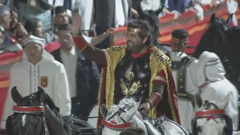 Fernando L&oacute;pez Miras en el desfile b&iacute;blico-pasional de este Viernes Santo en Lorca (foto: La 7)