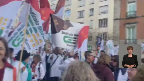 Movilizaciones de sanitarios en una foto de archivo (foto: La 7)