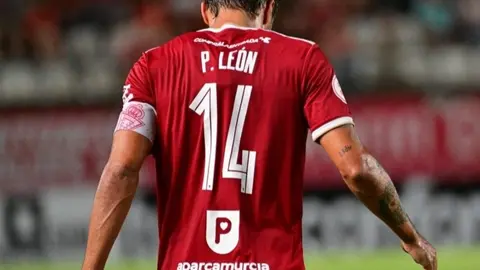 Pedro Le&oacute;n, futbolista del Real Murcia (foto: Real Murcia)