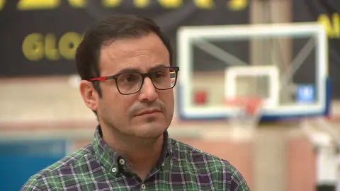 Andr&eacute;s Medina, director deportivo del Hozono Global Jairis (foto: La 7)