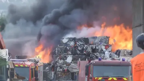 Incendio en Molina de Segura (foto: La 7)