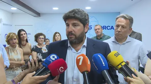 Fernando L&oacute;pez Miras, este lunes, en Lorca (foto: La 7)