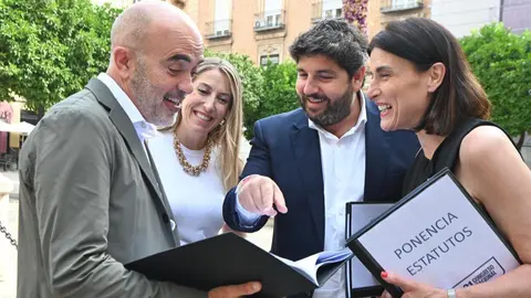 Presentaci&oacute;n de la ponencia de Estatutos del Partido Popular, este mi&eacute;rcoles, en Murcia (foto: La 7)