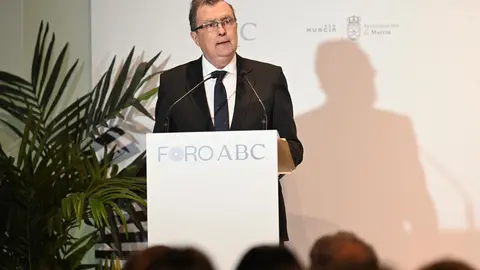 Jos&eacute; Ballesta en el Foro ABC