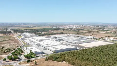 Vista a&eacute;rea del bloque log&iacute;stico de Mercadona en Almeirim (foto: Mercadona)