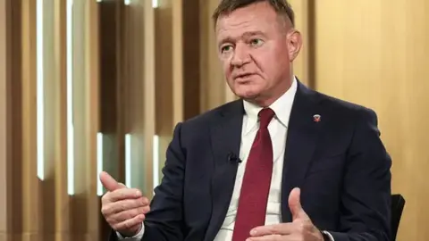 El reci&eacute;n destituido ministro de Transportes ruso Roman Starovoit (foto: EP)