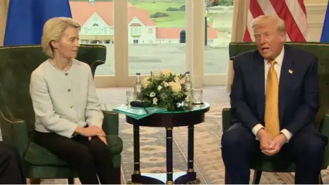 Ursula von der Leyen y Donald Trump