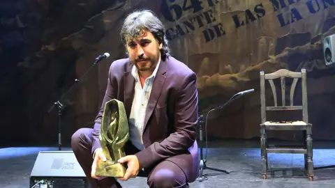 El cantaor Gregorio Moya se lleva la l&aacute;mpara minera del Cante de las Minas