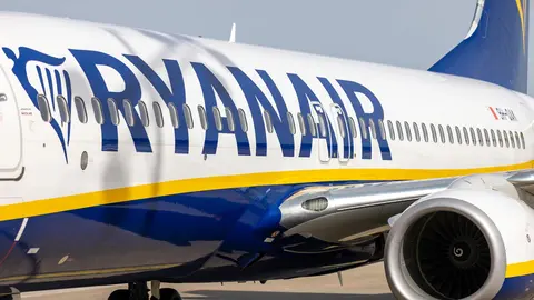 Avi&oacute;n de Ryanair