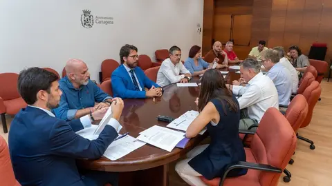 Reuni&oacute;n de la Comisi&oacute;n Informativa de Hacienda e Interior, reunida bajo la presidencia del concejal del &aacute;rea, Ignacio J&aacute;udenes
