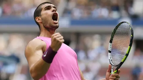 Carlos Alcaraz celebra la victoria en el US Open