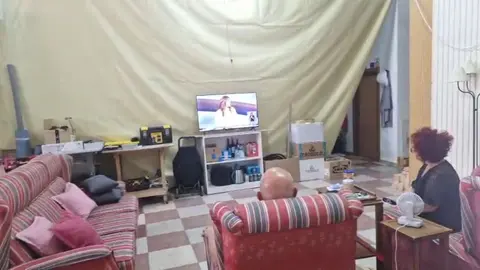 Un matrimonio, obligado a vivir en la cochera de su propia casa en Alhama debido a un 'inquiokupa'