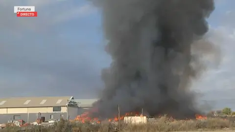 Controlado un incendio en el exterior de una nave en Fortuna (foto: 112)